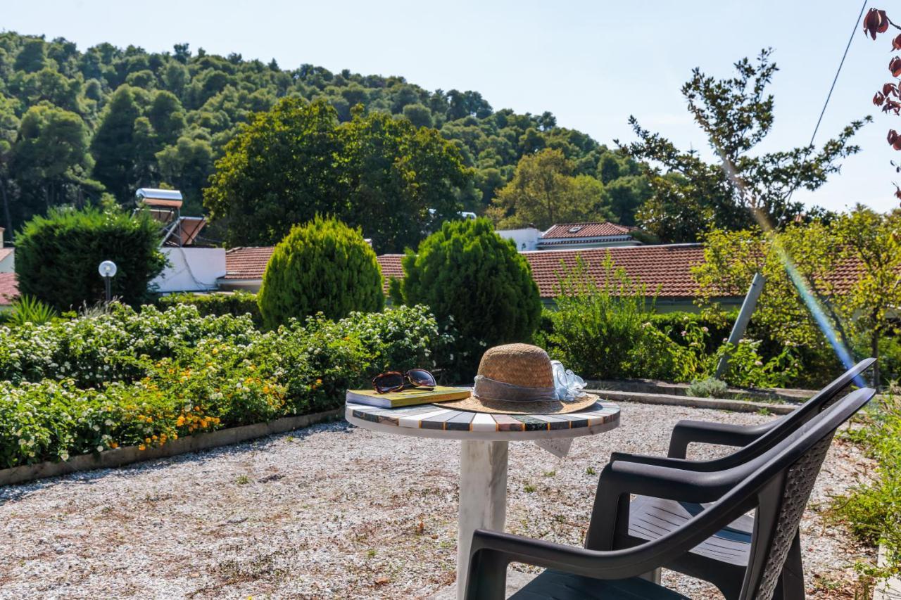 Skopelos Country House Diamantis & Chrisi Agnontas Bagian luar foto
