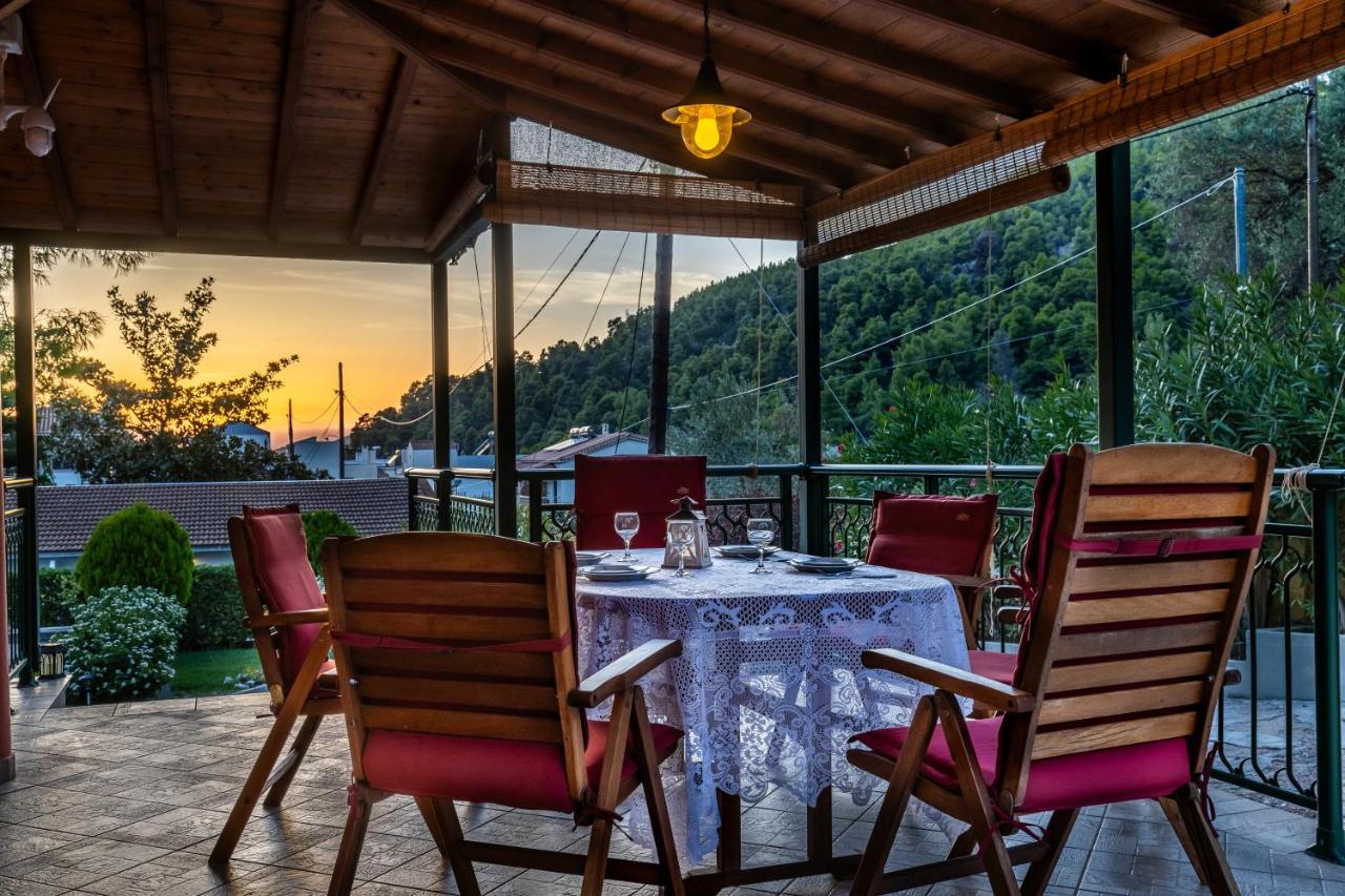 Skopelos Country House Diamantis & Chrisi Agnontas Bagian luar foto
