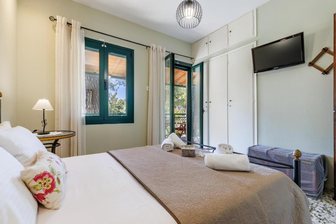 Skopelos Country House Diamantis & Chrisi Agnontas Bagian luar foto