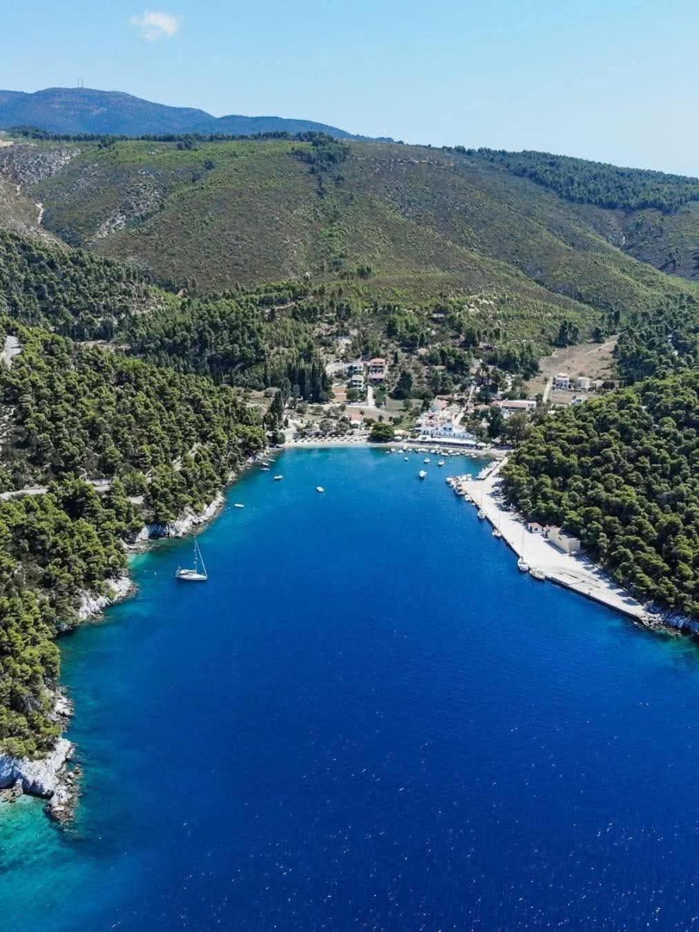 Skopelos Country House Diamantis & Chrisi Agnontas Bagian luar foto